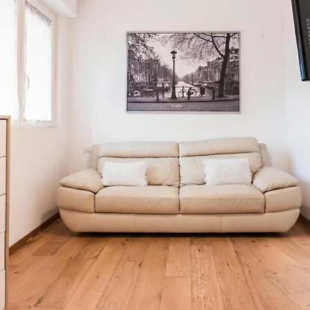 Appartement Isola Living - M3-m5 Zara Subway